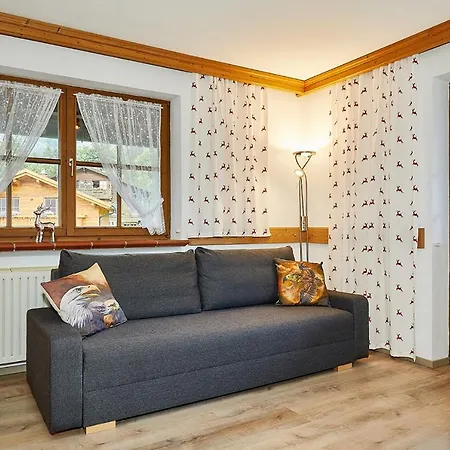 Adlerhorst Im Haus Lohrey * Reit im Winkl